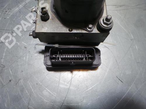 ABS Bremseaggregat RENAULT TWINGO III (BCM_, BCA_) 1.0 SCe 70 | BP3272583M43