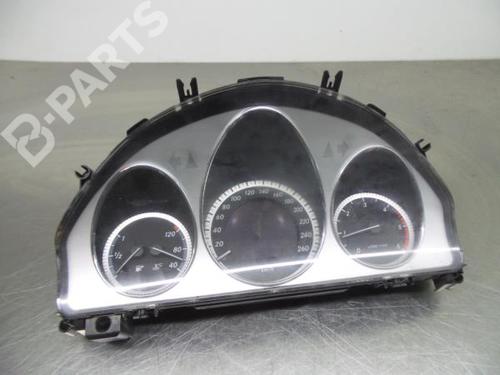 Used Instrument cluster MERCEDES-BENZ C-CLASS (W204) C 220 CDI (204.002) (170 hp) 4735139