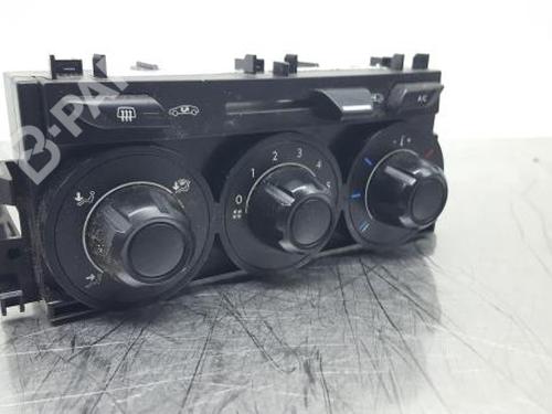 Used Climate control CITROËN C3 II (SC_) 1.1 i (60 hp) 4768119