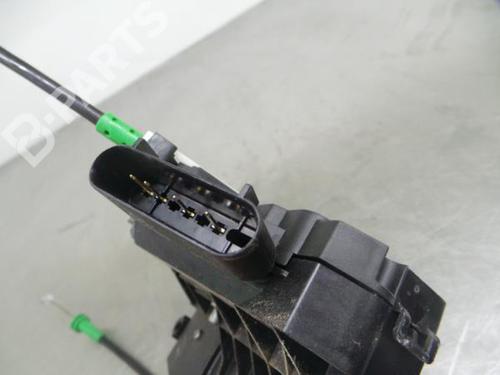 Zamek drzwi tylnych prawych FORD FIESTA VI (CB1, CCN) 1.5 TDCi | BP4883433C99 