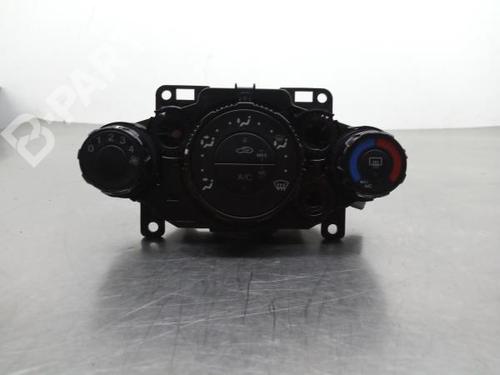 Airco bedieningspaneel FORD FIESTA VI (CB1, CCN) 1.4 TDCi (70 hp) 4957607