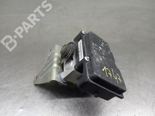 Used ABS pump FIAT 500 (312_) 1.2 (312AXA1A) (69 hp) 5843614