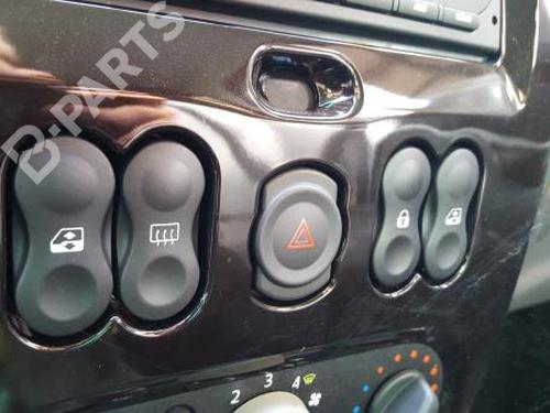 Used Switch DACIA DUSTER (HS_) 1.5 dCi 4x4 (HSMC, HSMD) (110 hp) 5870384