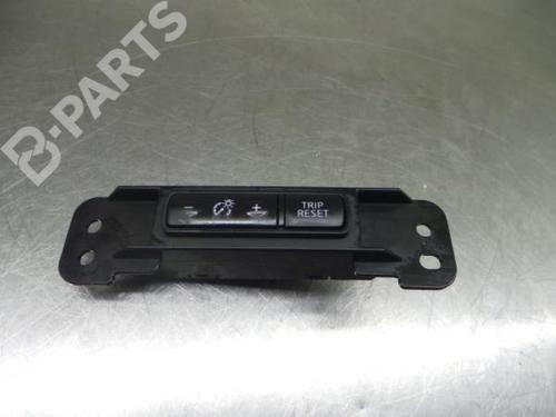 switch-nissan-micra-v-k14-15-dci-2016-5965278 main image