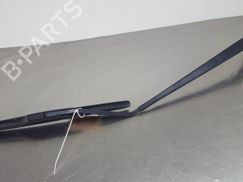 Used Front windshield wiper arm NISSAN MICRA V (K14) 1.5 DCI (90 hp) 14438738