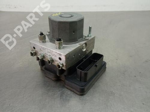 Used ABS pump NISSAN QASHQAI II (J11, J11_) 1.6 dCi (130 hp) 6114701