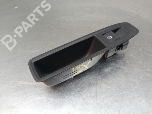 right-rear-window-switch-renault-captur-ii-hf_-tce-100-hfmt-254218388r-3os1014514406-2020-6909109 main image