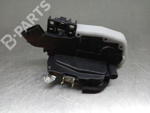 Used Rear left lock NISSAN LEAF (ZE0) Electric (109 hp) 6802563