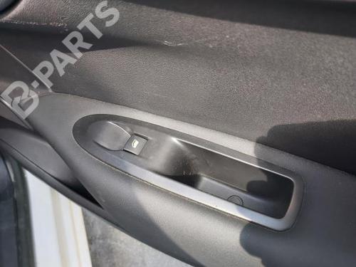 right-rear-window-switch-citroen-c4-ii-nc_-16-hdi-90-2009-7288043 main image