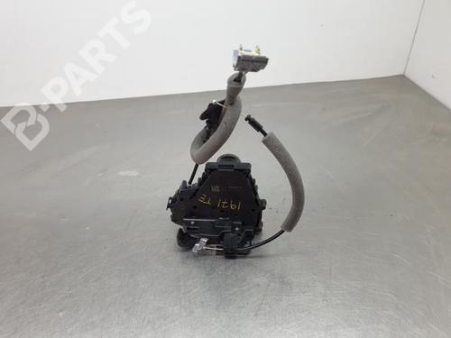 Rear left lock RENAULT CAPTUR II (HF_) TCe 155 (HFMN) 825031538R