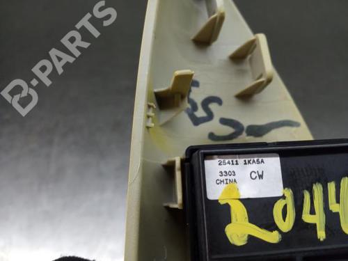 Right front window switch NISSAN JUKE (F15) 1.6 DIG-T 4x4 | BP7871625I26