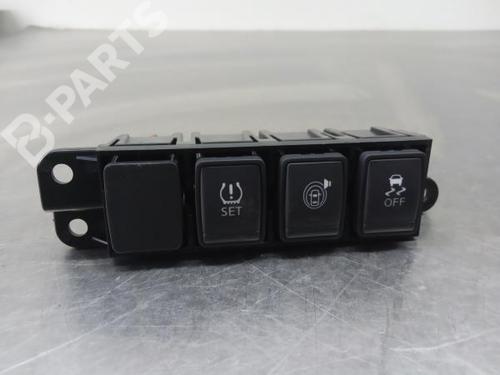 BP7871629I30 main image