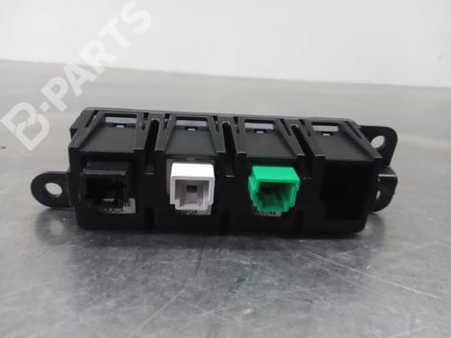 Switch NISSAN JUKE (F15) 1.6 DIG-T 4x4 | BP7871629I30