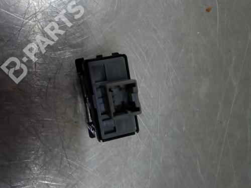 Switch NISSAN JUKE (F15) 1.6 DIG-T 4x4 | BP7871632I30