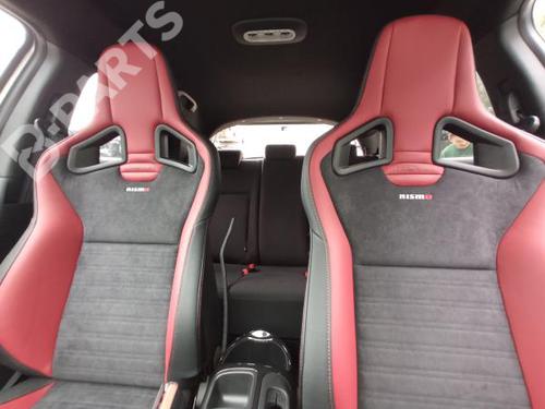 Plage arrière NISSAN JUKE (F15) 1.6 DIG-T NISMO RS | BP7878374C85