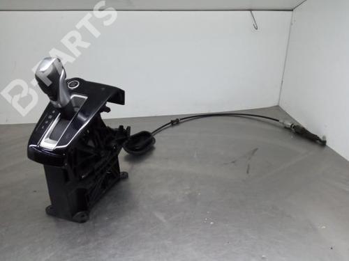 Used Gear lever NISSAN MICRA V (K14) 1.0 (73 hp) 8210577