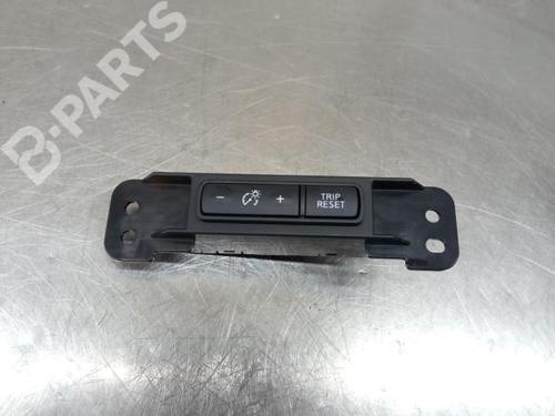 Used Switch NISSAN MICRA V (K14) 1.0 (71 hp) 8211282