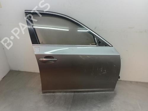 Dør høyre foran BMW 5 (E60) 530 i (258 hp) 8609042
