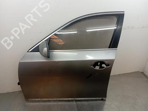 Used Left front door BMW 5 (E60) 530 i (258 hp) 8609043