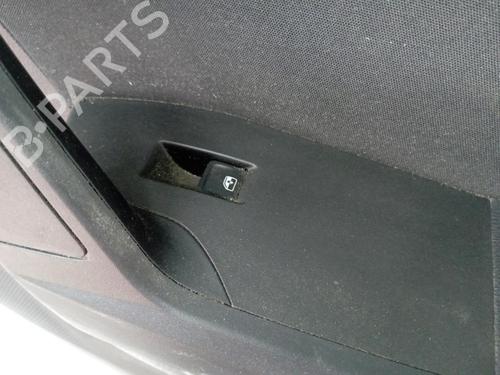 Used Right rear window switch SEAT IBIZA V (KJ1, KJG) 1.0 TSI (95 hp) 9226459