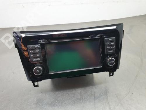 Used Radio NISSAN X-TRAIL III (T32_, T32R, T32RR) 1.6 dCi (T32) (130 hp) 10087808