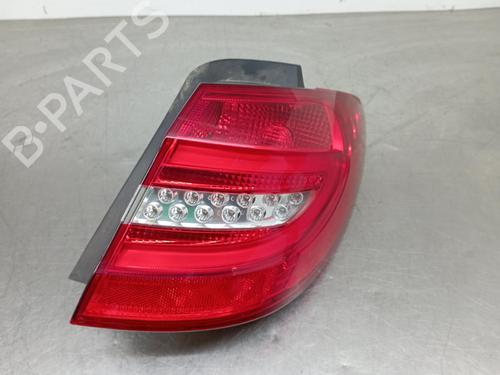 Used Right taillight MERCEDES-BENZ B-CLASS Sports Tourer (W246, W242) B 200 CDI (246.201) (136 hp) 10485052