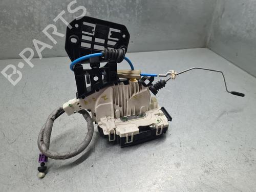 Venstre foran lås MERCEDES-BENZ B-CLASS Sports Tourer (W246, W242) B 200 CDI (246.201) (136 hp) 10485056