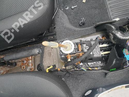 manual-gearbox-selector-peugeot-207-wa_-wc_-14-16v-2006-2007-2008-2009-2010-2011-2012-2013-2014-2015-10982475 main image