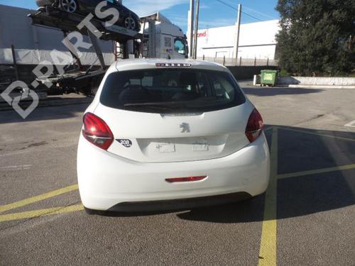 96763547ZD Peugeot 208 Garniture panneau de porte arrière, 67.65 € | OVOKO