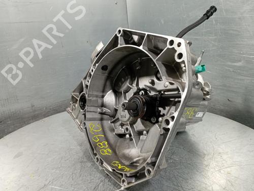 Getriebe RENAULT CAPTUR II (HF_)  | BP13414982M3 