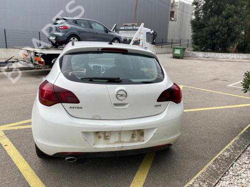 Luna custodia delantera derecha OPEL ASTRA J (P10) 2.0 CDTI (68) | BP15615033C112 