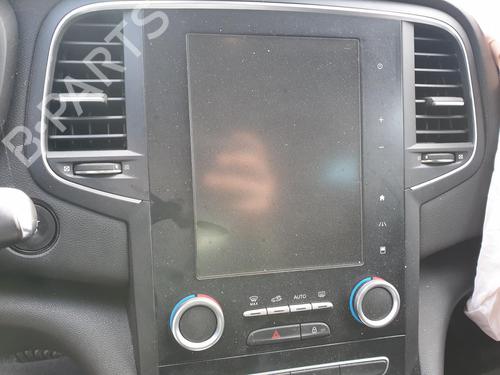 Bilradio RENAULT MEGANE IV Hatchback (B9A/M/N_) 1.5 dCi 110 (B9A3) (110 hp) 16292735