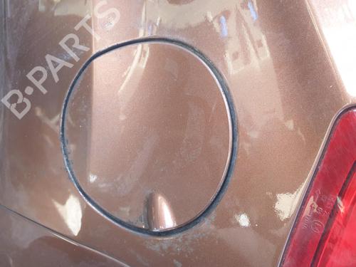 Używane Klapa wlewu paliwa FORD ECOSPORT 1.0 EcoBoost (125 hp) 17536027