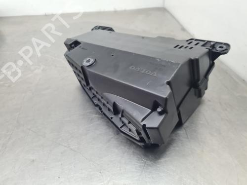 Display monitor VOLVO XC60 II (246) | BP17608527C48