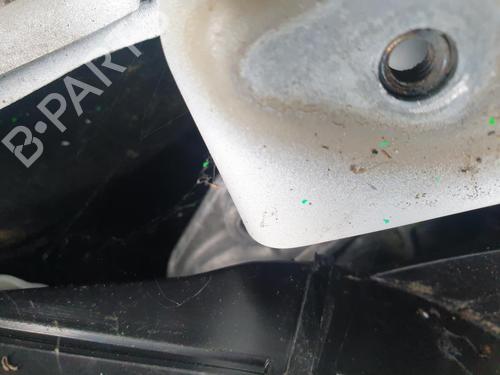 Used Front wiper motor CITROËN DS5 1.6 BlueHDi 120 (120 hp) 17966877