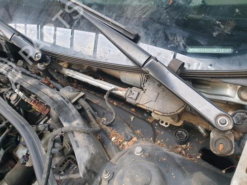 Used Front wiper motor VW GOLF VII (5G1, BQ1, BE1, BE2) 1.6 TDI (105 hp) 19413028