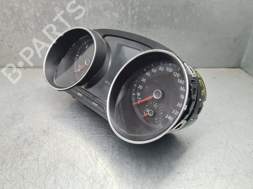 Instrument cluster VW POLO V (6R1, 6C1) 1.4 TDI | BP21361448C47