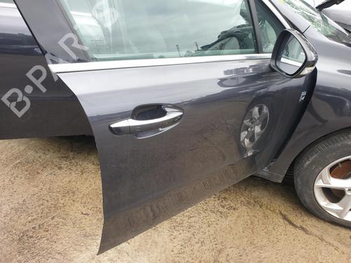 Right front door PEUGEOT 508 I (8D_) 2.0 HDi Hybrid4 AWC | BP23432685C3 