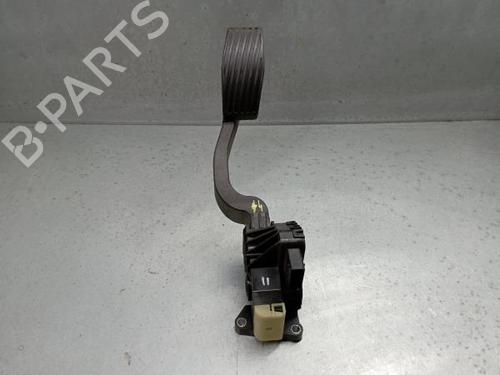 Używane Pedał OPEL CORSA D (S07) 1.3 CDTI (L08, L68) (75 hp) 3027202