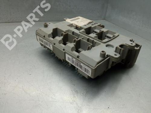 Used Fuse box BMW 1 (E87) 118 d (122 hp) 3089098