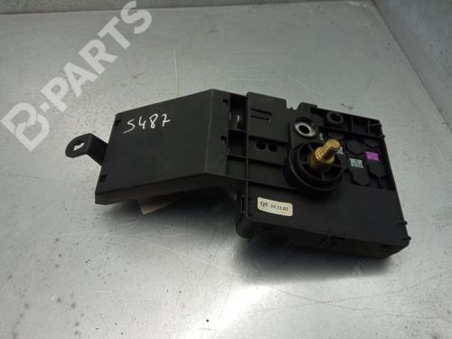 Used Fuse box MERCEDES-BENZ E-CLASS (W211) E 270 CDI (211.016) (177 hp) 3085769
