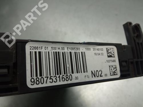 Fuse box PEUGEOT 208 I (CA_, CC_) 1.2 VTI 82 | BP3083952E1 