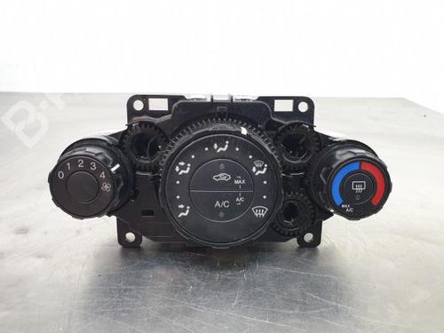 AC Styreenhet / Manøvreringsenhet FORD FIESTA VI (CB1, CCN) 1.4 TDCi (70 hp) 3093913