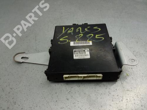 Elektronisk modul TOYOTA YARIS (_P13_) 1.3 (NSP130_, NSP130) (99 hp) 3027341