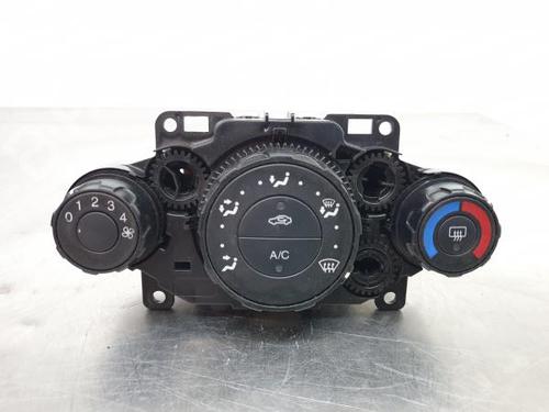 Comando chauffage FORD FIESTA VI (CB1, CCN) 1.4 TDCi (70 hp) 3094634