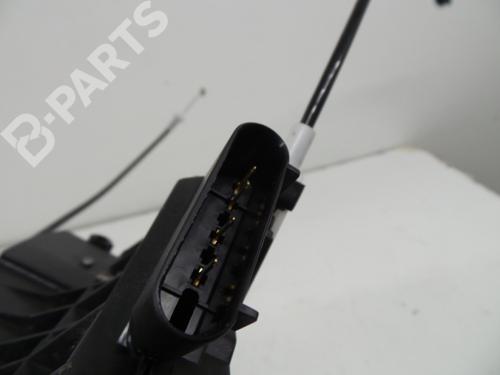 Cerradura puerta delantera derecha FORD FIESTA VI (CB1, CCN) 1.25 | BP229747C97