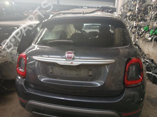 tailgate-fiat-500x-334_-2014-40609008 main image