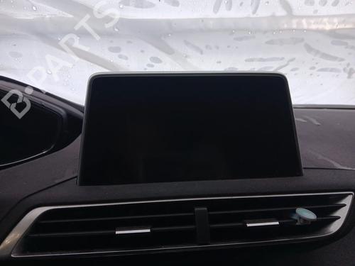 Used Radio Radio PEUGEOT 5008 II (MC_, MJ_, MR_, M4_) 1.5 BlueHDi 130 (MCYHZJ, MCYHZR, MCYHZX) (131 hp) 40602401 40602401