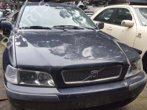 Gebruikte VOLVO V40 Estate (645) 1.6 (109 hp) 3501110 Onderdelen