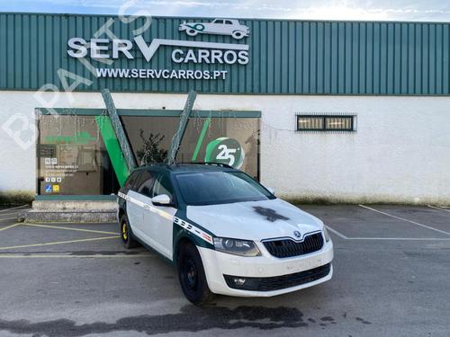 Brukte deler til SKODA OCTAVIA III Combi (5E5, 5E6) 2.0 TDI 4x4 (150 hp) 2943998